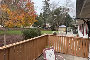 514 Oak Vista Ln, Santa Rosa, CA 95409 - Photo 17