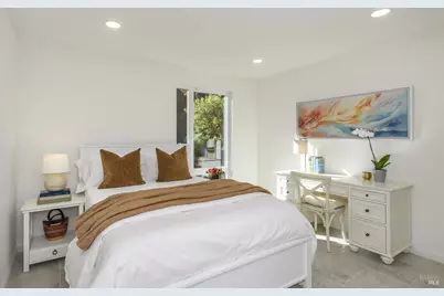 98 Surrey Lane, San Rafael, CA 94903 - Photo 17