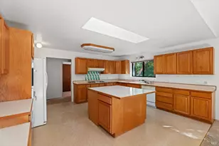 26095 Poppy Dr, Willits, CA 95490 - Photo 5