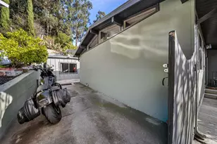 7810 Sanford St, Oakland, CA 94605 - Photo 43