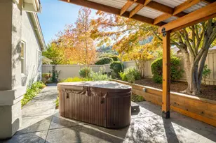 303 Clover Springs Dr, Cloverdale, CA 95425 - Photo 9