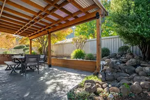 303 Clover Springs Dr, Cloverdale, CA 95425 - Photo 13