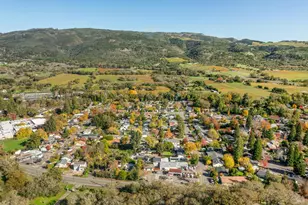 881 Lorna Dr, Glen Ellen, CA 95442 - Photo 41