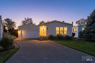 209 Bernadine Pl, Napa, CA 94558 - Photo 17