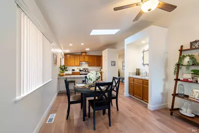 1416 Middlebrook Way, Rohnert Park, CA 94928 - Photo 17