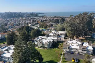 705 Hermes, Hercules, CA 94547 - Photo 35