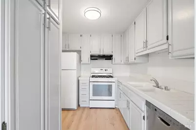 705 Hermes #5, Hercules, CA 94547 - Photo 11