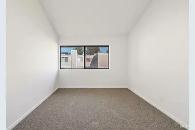 705 Hermes #5, Hercules, CA 94547 - Photo 27