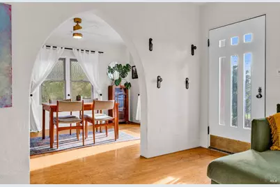 8 Santa Paula Way, Vallejo, CA 94590 - Photo 11