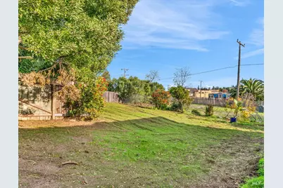 8 Santa Paula Way, Vallejo, CA 94590 - Photo 39