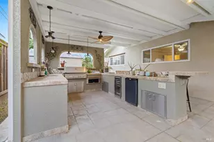 625 Cypress St, Dixon, CA 95620 - Photo 33