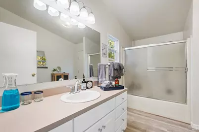 225 Magnolia Avenue, Santa Rosa, CA 95407 - Photo 17