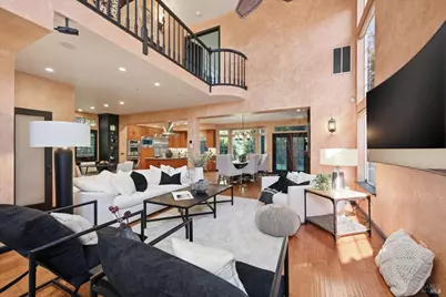 28 S Newport Drive, Napa, CA 94559 - Photo 5