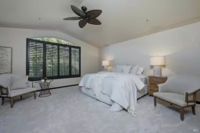 28 S Newport Drive, Napa, CA 94559 - Photo 35