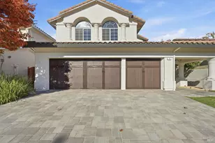 28 S Newport Dr, Napa, CA 94559 - Photo 51