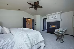 28 S Newport Dr, Napa, CA 94559 - Photo 37