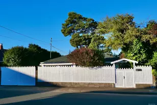 137 Olsen Ln, Fort Bragg, CA 95437 - Photo 3