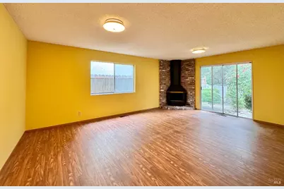 2760 Clifford Street, Napa, CA 94558 - Photo 7