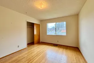 2760 Clifford St, Napa, CA 94558 - Photo 15