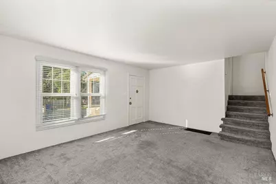 104 Hermosa Avenue, Vallejo, CA 94589 - Photo 5