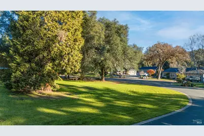 1720 Hickory Court, Ukiah, CA 95482 - Photo 5