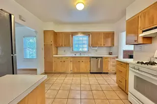 639 E 5th St, Benicia, CA 94510 - Photo 13