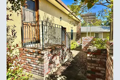639 E 5th Street, Benicia, CA 94510 - Photo 21