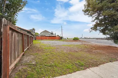 201 Sacramento Street, Suisun City, CA 94585 - Photo 5
