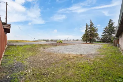 201 Sacramento Street, Suisun City, CA 94585 - Photo 1