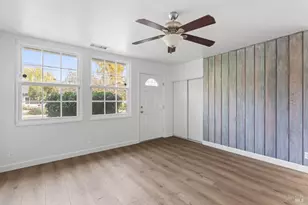 1295 Hemlock St, Napa, CA 94559 - Photo 5