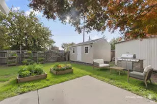 1295 Hemlock St, Napa, CA 94559 - Photo 25