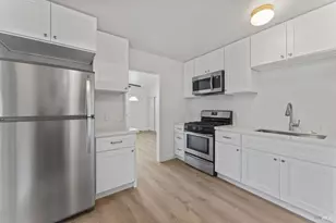 1295 Hemlock St, Napa, CA 94559 - Photo 11