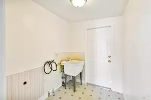 240 S 7th St, Dixon, CA 95620 - Photo 27