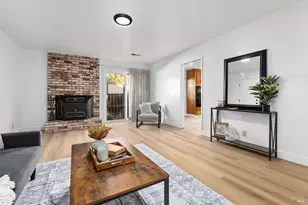 729 Brookside Dr, Vacaville, CA 95688 - Photo 5