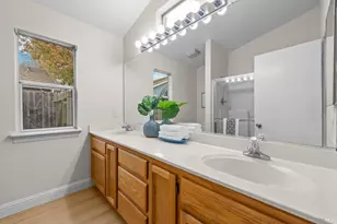 570 Woodard Way, Dixon, CA 95620 - Photo 19