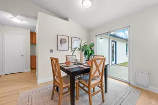 570 Woodard Way, Dixon, CA 95620 - Photo 9