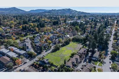 1055 Wright Street, Santa Rosa, CA 95404 - Photo 7
