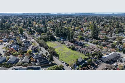 1055 Wright Street, Santa Rosa, CA 95404 - Photo 3