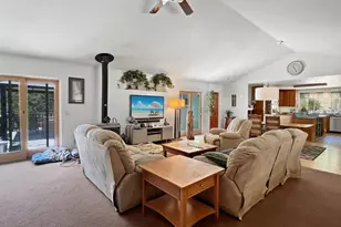 8800 Cave Creek Rd, Redwood Valley, CA 95470 - Photo 3