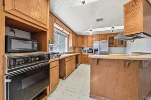 1633 New Long Valley Rd, Clearlake Oaks, CA 95423 - Photo 7