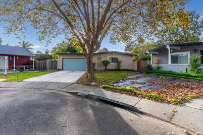 103 Sandalwood Court, Vallejo, CA 94591 - Photo 3