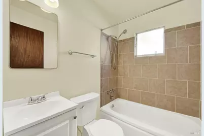 640 S Minahen Street, Napa, CA 94559 - Photo 21