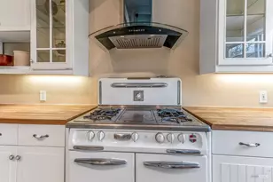 17323 Hillside Ave, Sonoma, CA 95476 - Photo 9