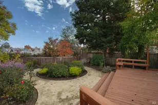 327 Buttercup Ct, Sonoma, CA 95476 - Photo 33