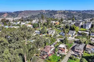 7937 Sunkist Dr, Oakland, CA 94605 - Photo 7