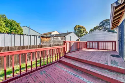 7608 Arthur Street, Oakland, CA 94605 - Photo 35