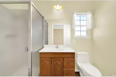 7608 Arthur Street, Oakland, CA 94605 - Photo 29