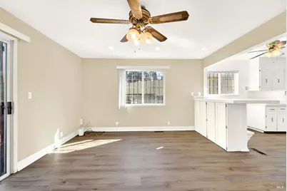 7608 Arthur Street, Oakland, CA 94605 - Photo 11