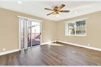 7608 Arthur Street, Oakland, CA 94605 - Photo 9