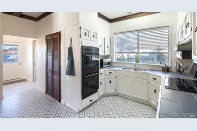 710 Old Adobe Road, Petaluma, CA 94954 - Photo 17